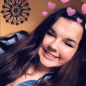 Meet your Posher, Alexandra